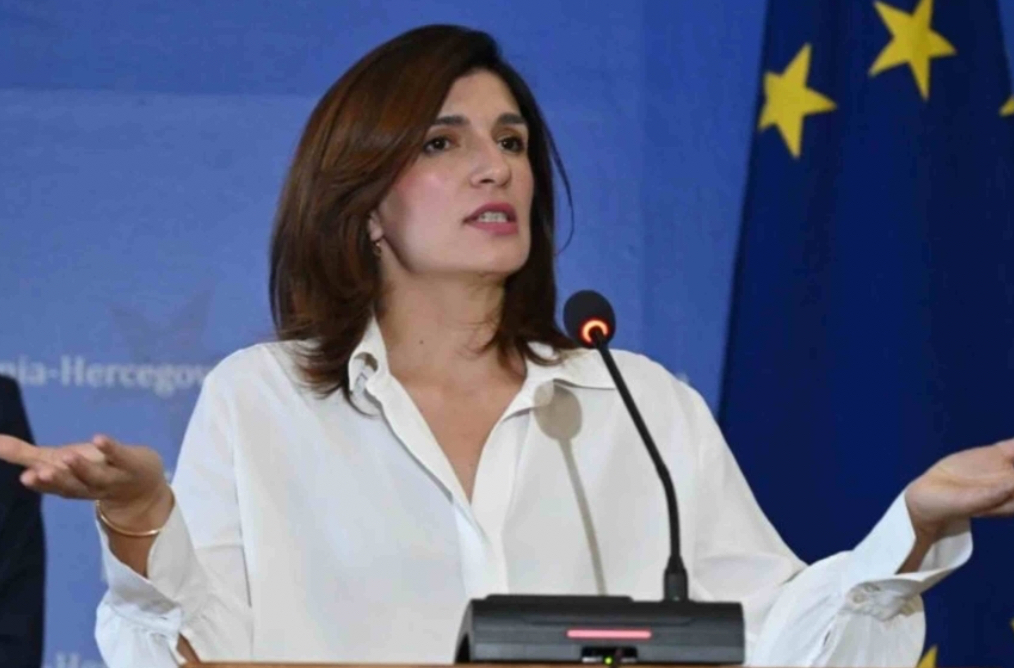 SABINA ĆUDIĆ UZDRMALA POLITIČKU SCENU: “Efendić daje jako opasne izjave, Cvijanović je psihopata, Izetbegoviću i Čoviću treba Dodik!”