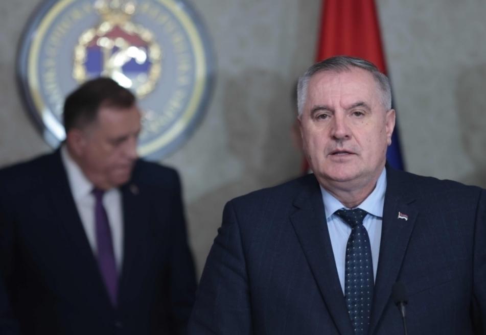 BJEGUNAC RADOVAN VIŠKOVIĆ OTVORENO PRIJETI: „Ako to ne žele, onda ide nezavisna Republika Srpska…“